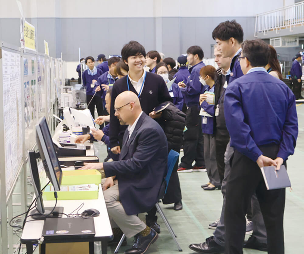 2024年11月開催イベント（青空市場）健康測定の様子